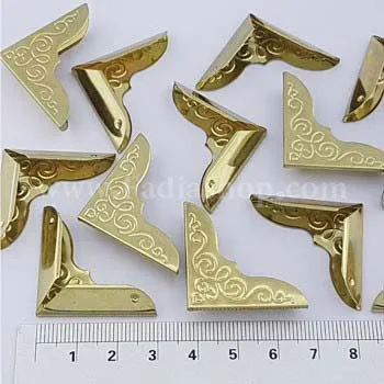 عمده فروشی ابزار چرم